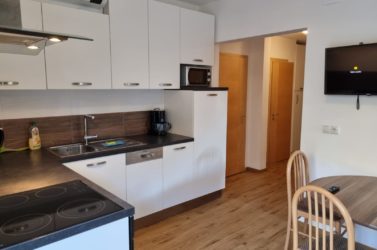 Cucina completamente attrezzata